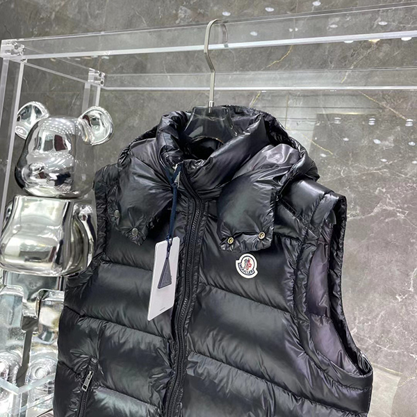 MONCLER 몽클레어 남여공용 패딩 다운조끼