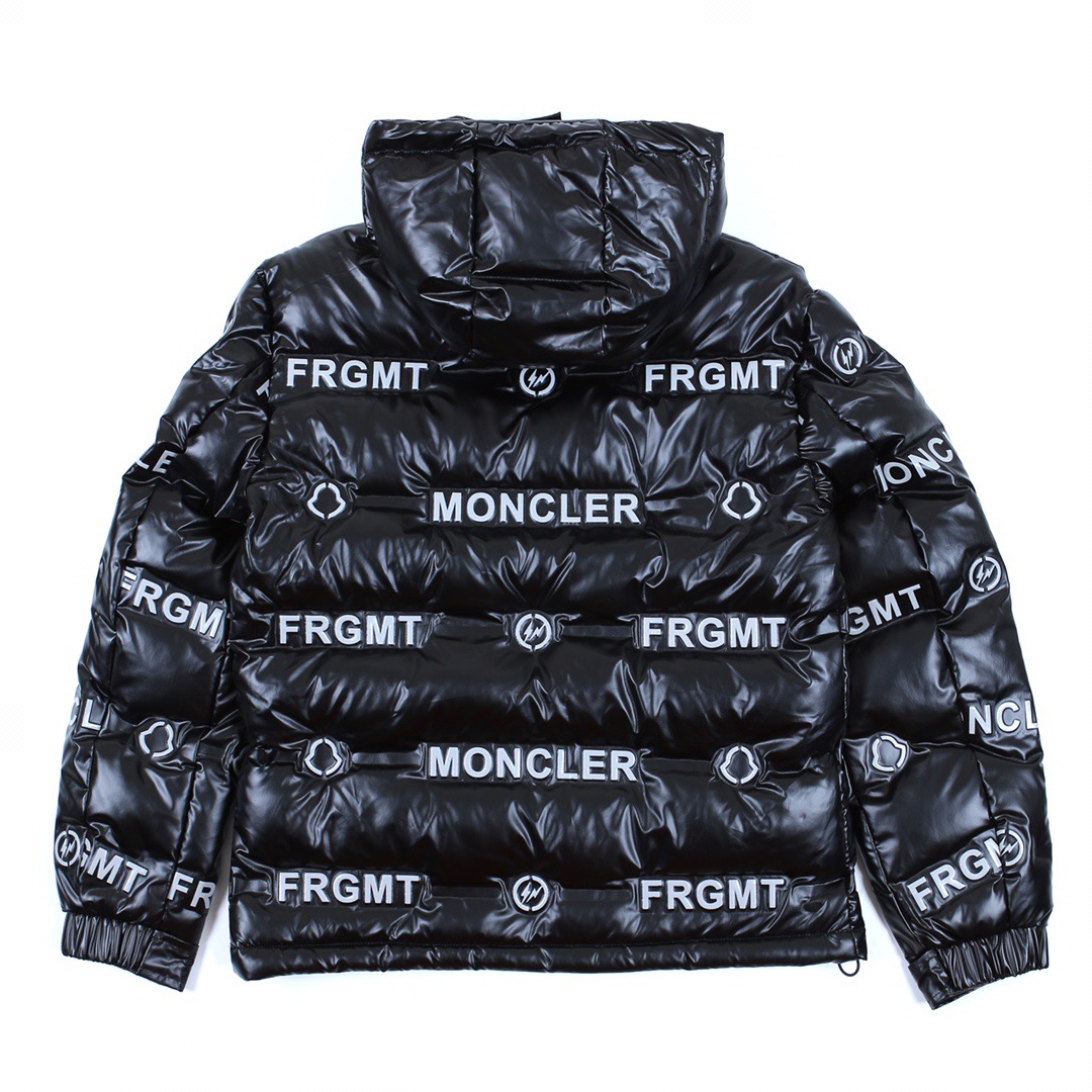 MONCLER 몽클레어 남여공용 쇼트 후드 패딩