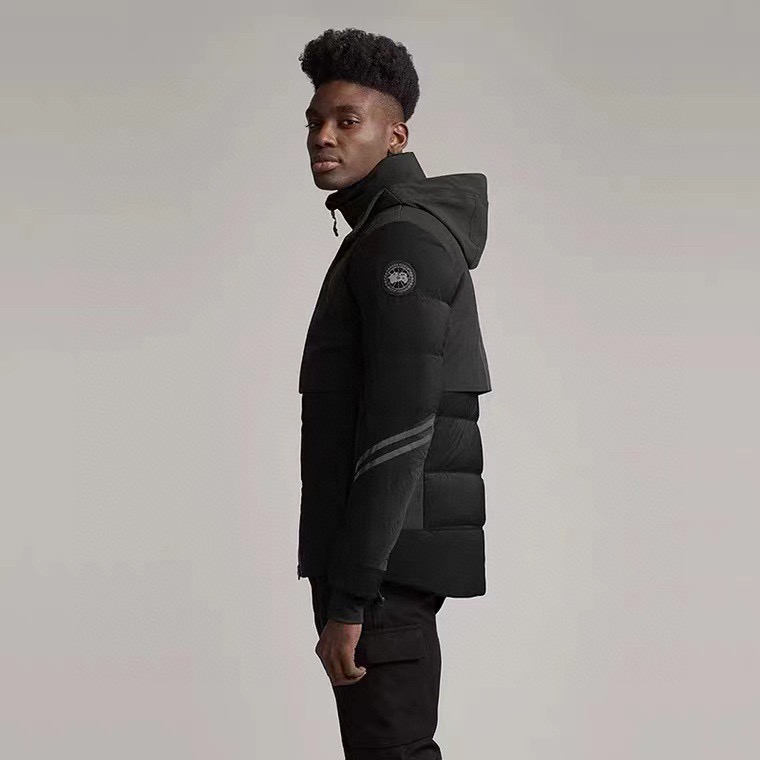 캐나다구스 CANADA GOOSE 패딩