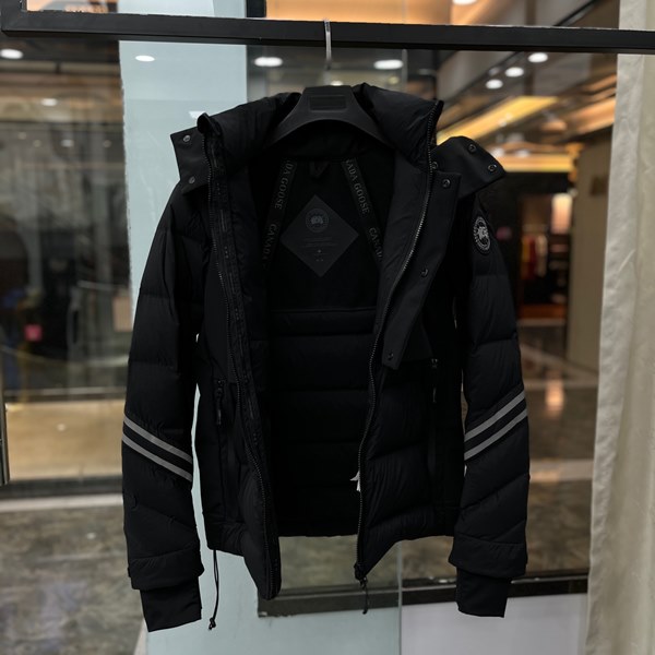 캐나다구스 CANADA GOOSE 패딩