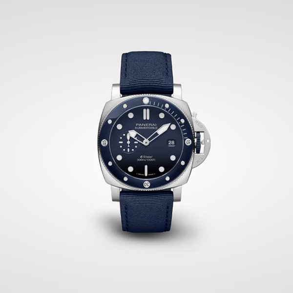 파네라이Submersible QuarantaQuattro ESteel™ Blu Profondo - 44mmPAM01289(오토매틱)