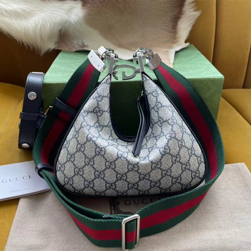 구찌 숄더백 스몰 가죽 Gucci Attache 699409