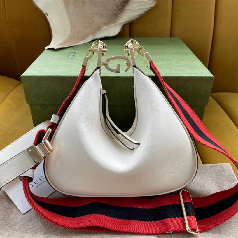 구찌 숄더백 스몰 가죽 Gucci Attache 699409